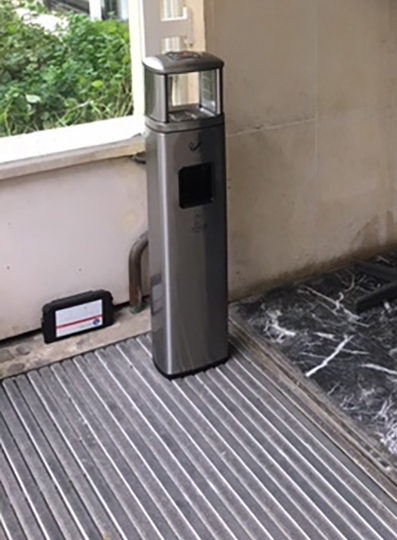 Poubelle cendrier personnalisée